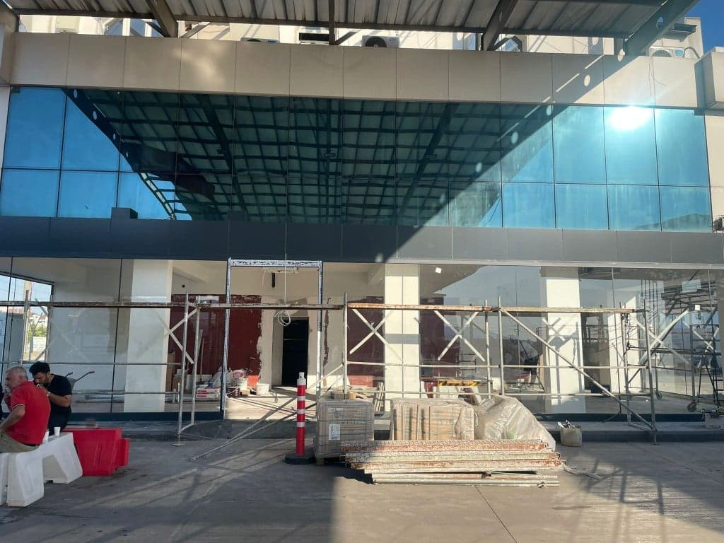 Alüminyum cam cephe uygulaması görseli